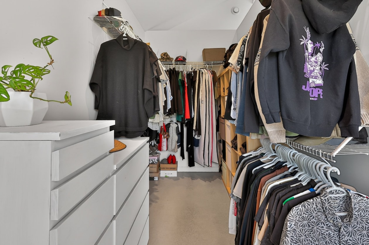 Penderie — 844 Rue Lamontagne, Saint-Jérôme