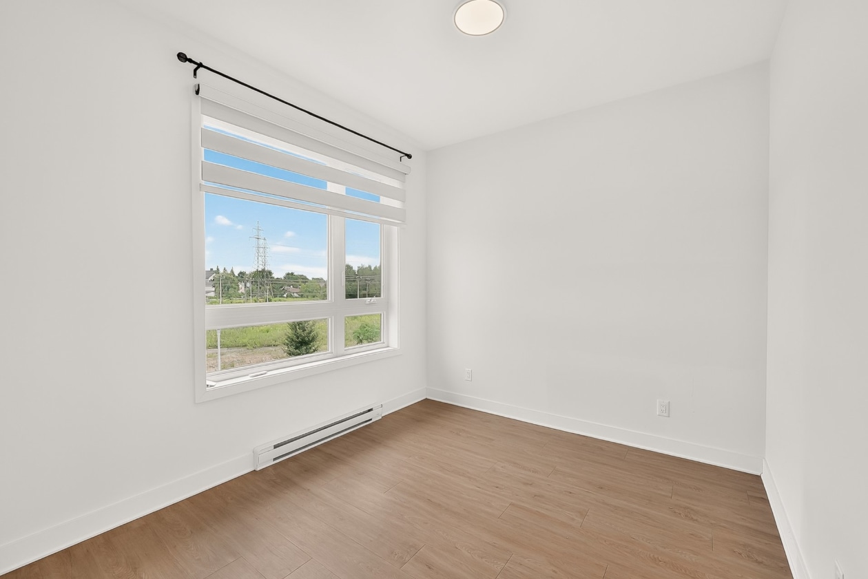 Chambre à coucher — 1505 - 1509 Rue Tekakwitha, Laval