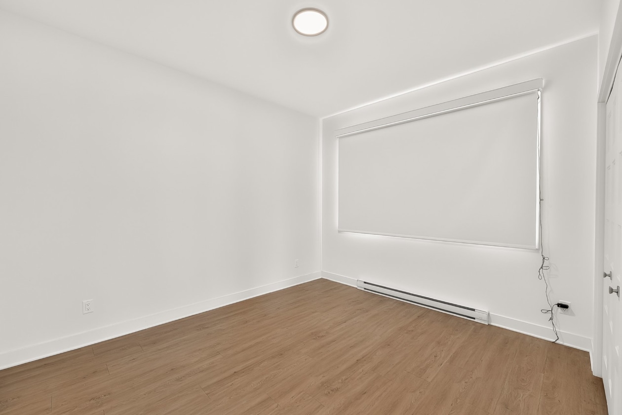 Chambre à coucher — 1505 - 1509 Rue Tekakwitha, Laval