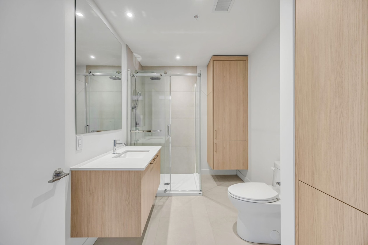 Salle de bains — 1300 Av. de Germain-des-Prés, Québec