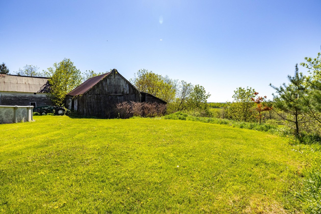 Photo 52 — 3 Ch. Flanders, Cookshire-Eaton