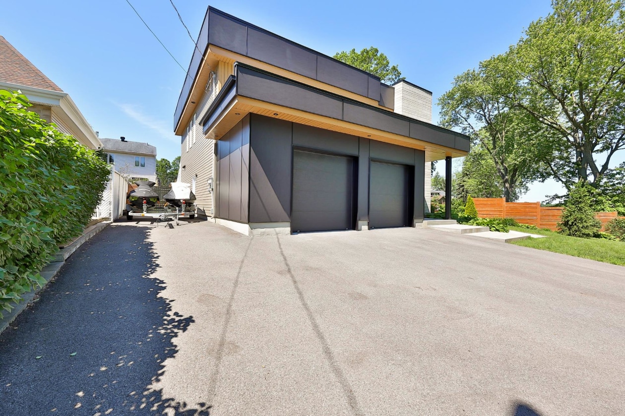 Façade — 1104 Rue Bellemare, Laval