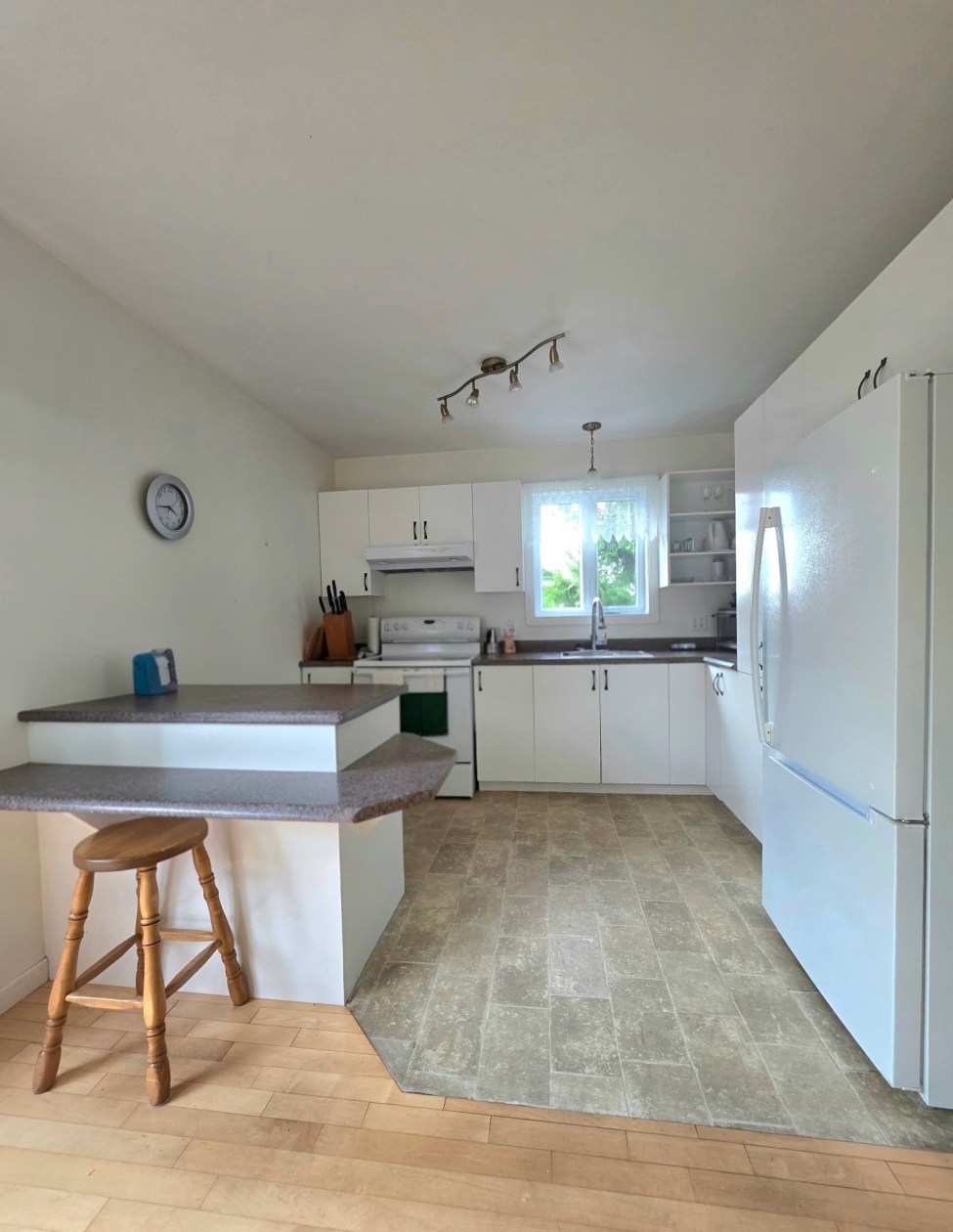 Photo 6 — 1262 Rue Dandonneau, Mont-Joli