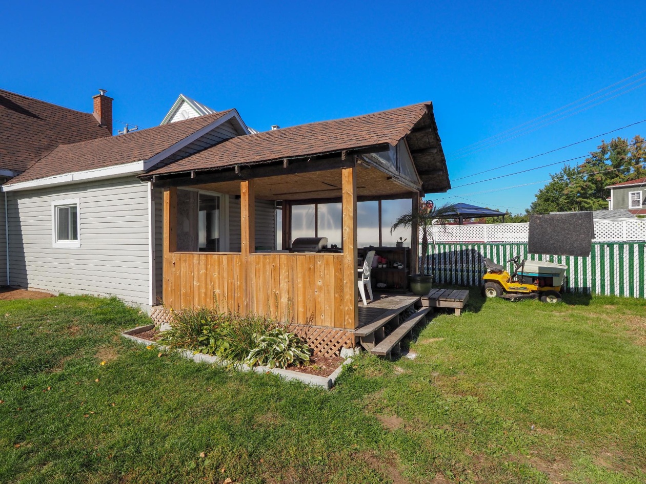 Extérieur — 11650 Rue Notre-Dame O., Trois-Rivières