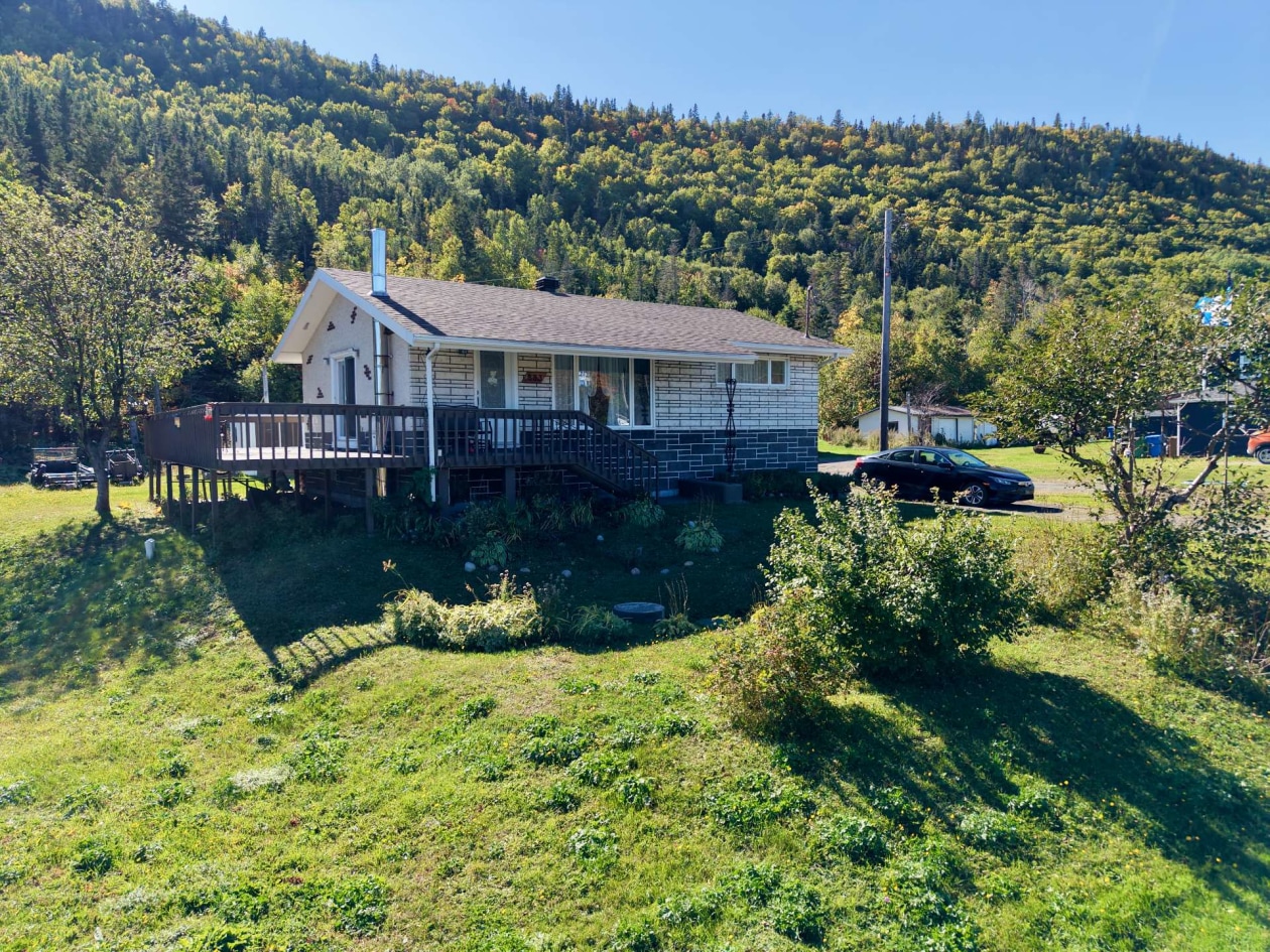 883, Boul. de l'Anse-à-Valleau — photo 3