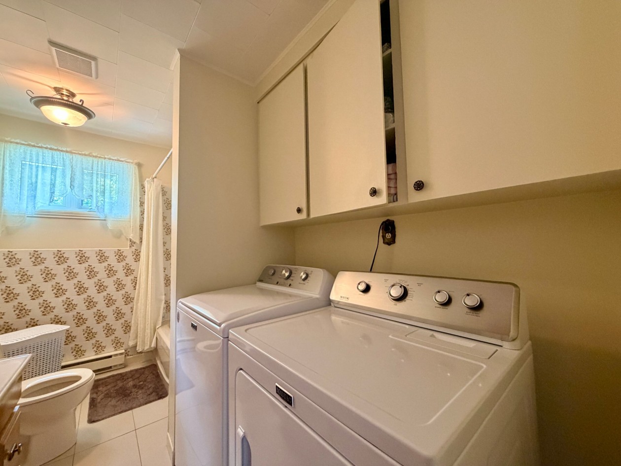Salle de bains — 883 Boul. de l'Anse-à-Valleau, Gaspé
