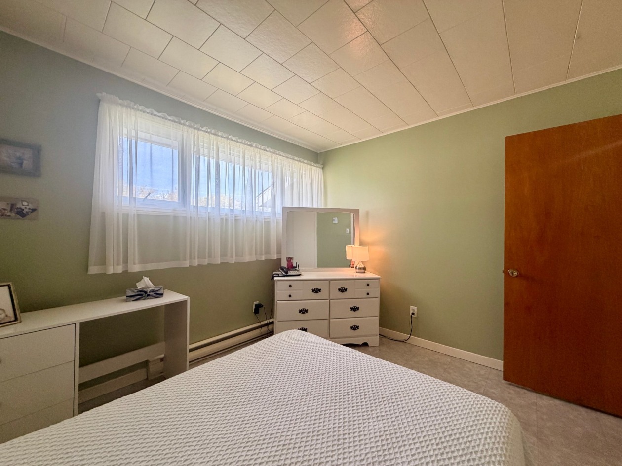 Chambre à coucher — 883 Boul. de l'Anse-à-Valleau, Gaspé