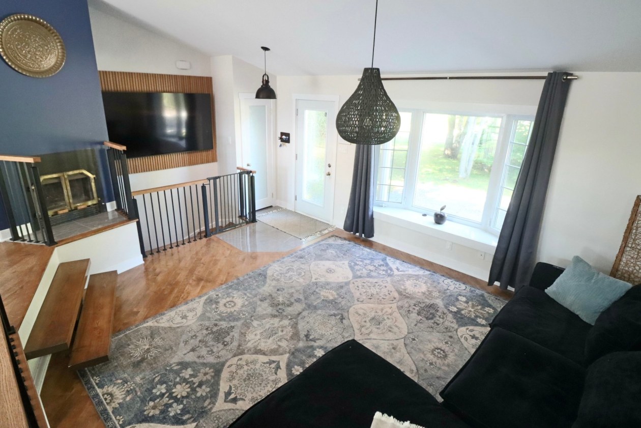 Salon — 2305 Rue Tebbutt, Trois-Rivières