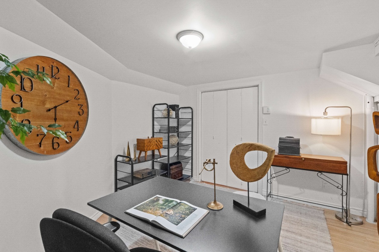 Bureau — 176 Rue Marguerite-Bertaud, Boucherville