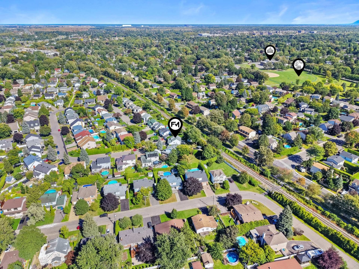 Photo aérienne — 176 Rue Marguerite-Bertaud, Boucherville