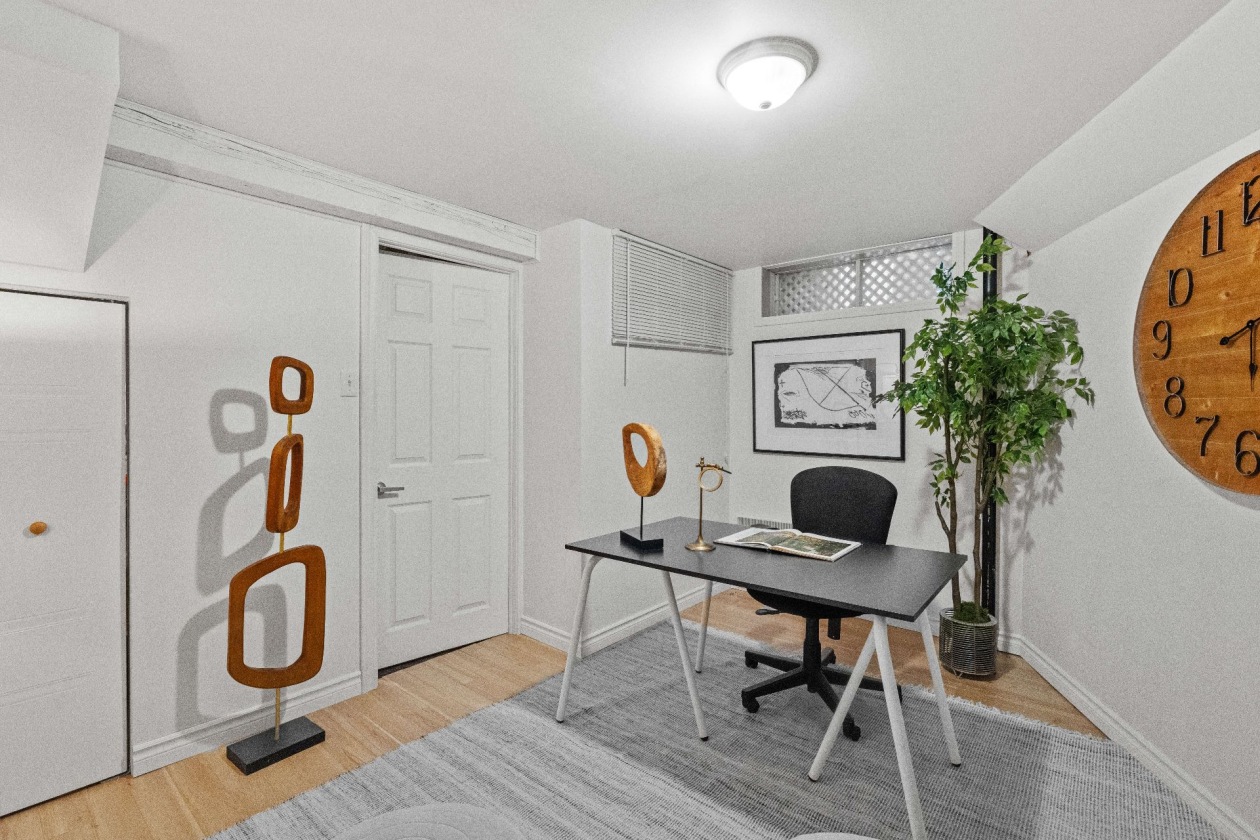 Bureau — 176 Rue Marguerite-Bertaud, Boucherville