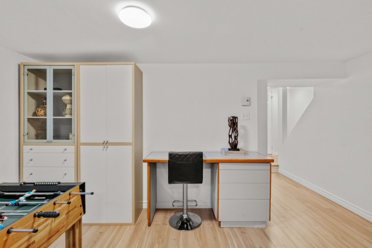 Bureau — 176 Rue Marguerite-Bertaud, Boucherville