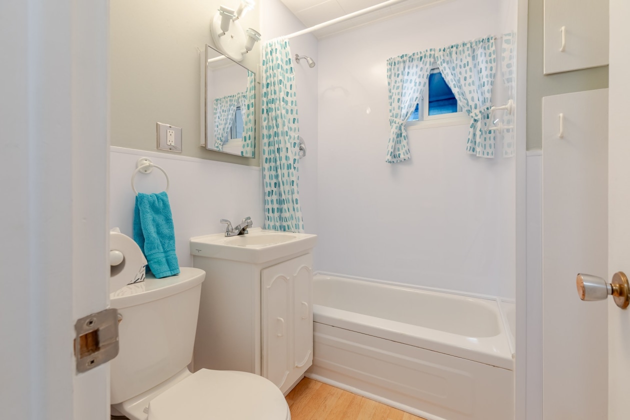 Salle de bains — 133 Rue de la Marine, Québec