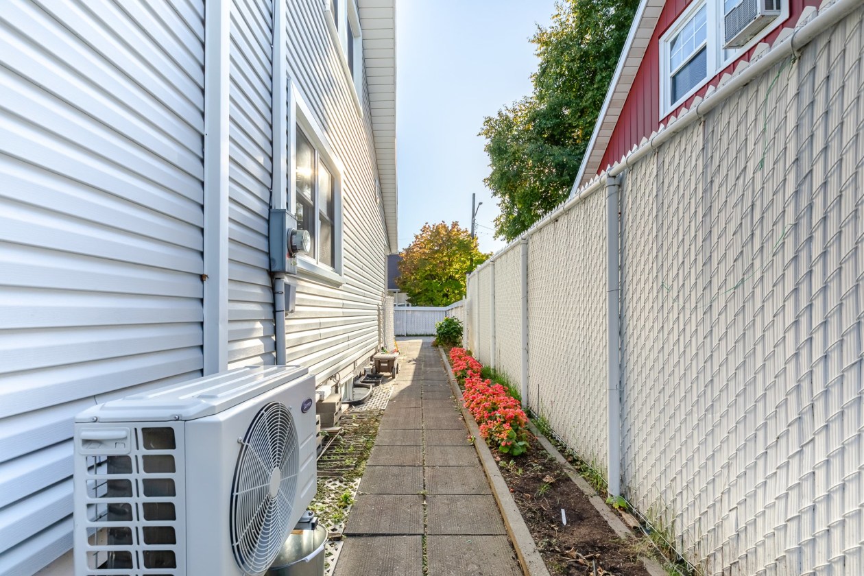 Extérieur — 133 Rue de la Marine, Québec