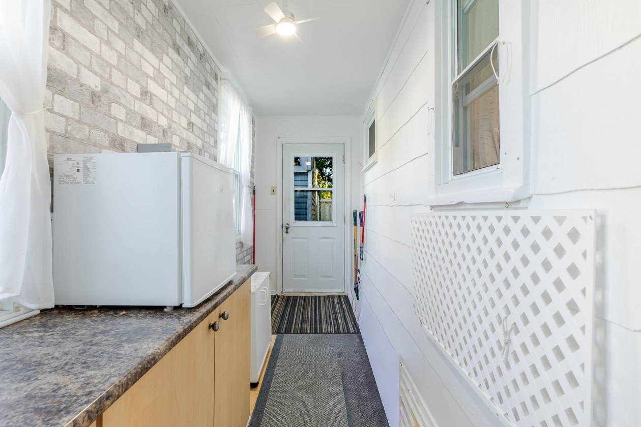 Verrière — 133 Rue de la Marine, Québec