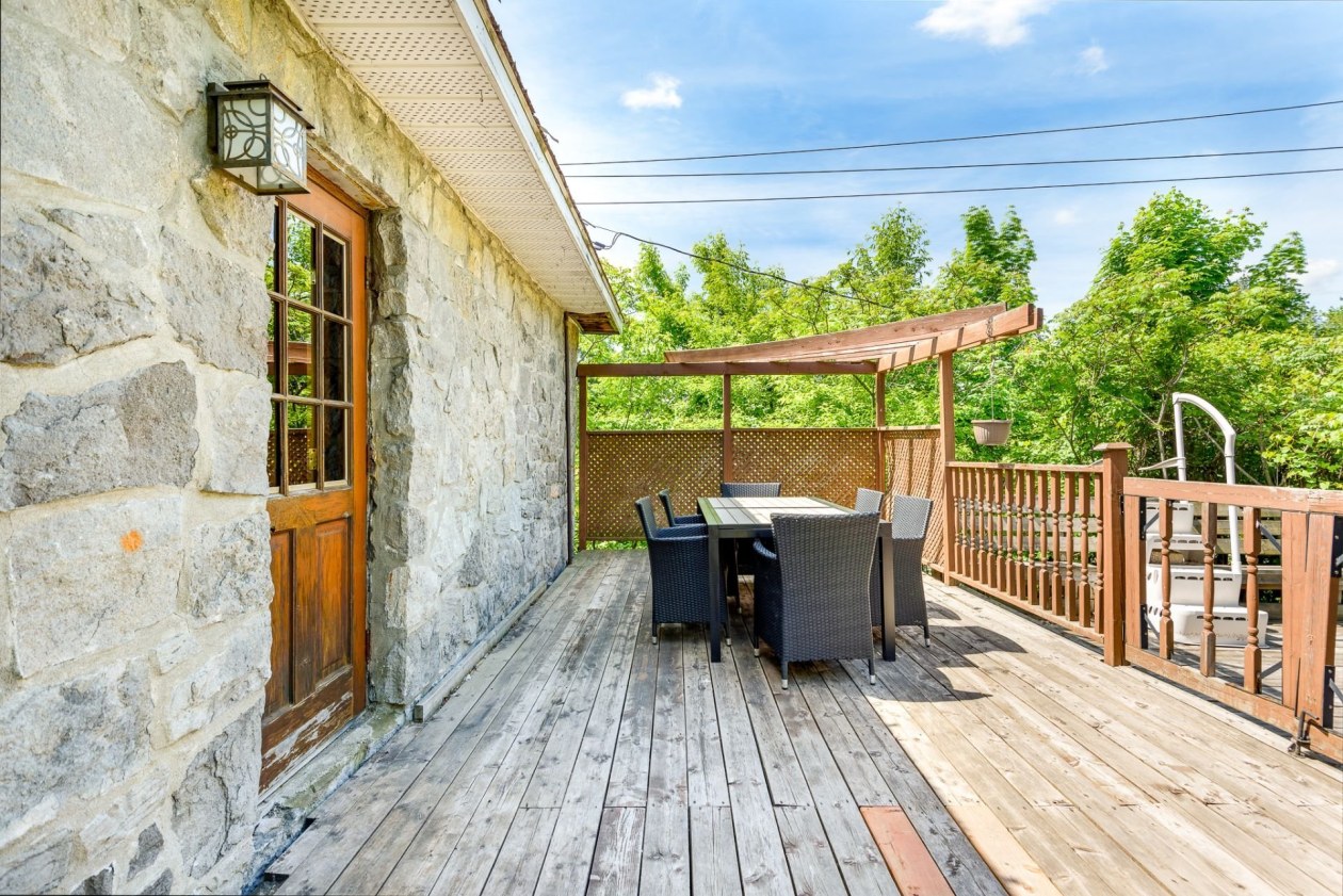 Terrasse — 343 Rue Perreault, Blainville