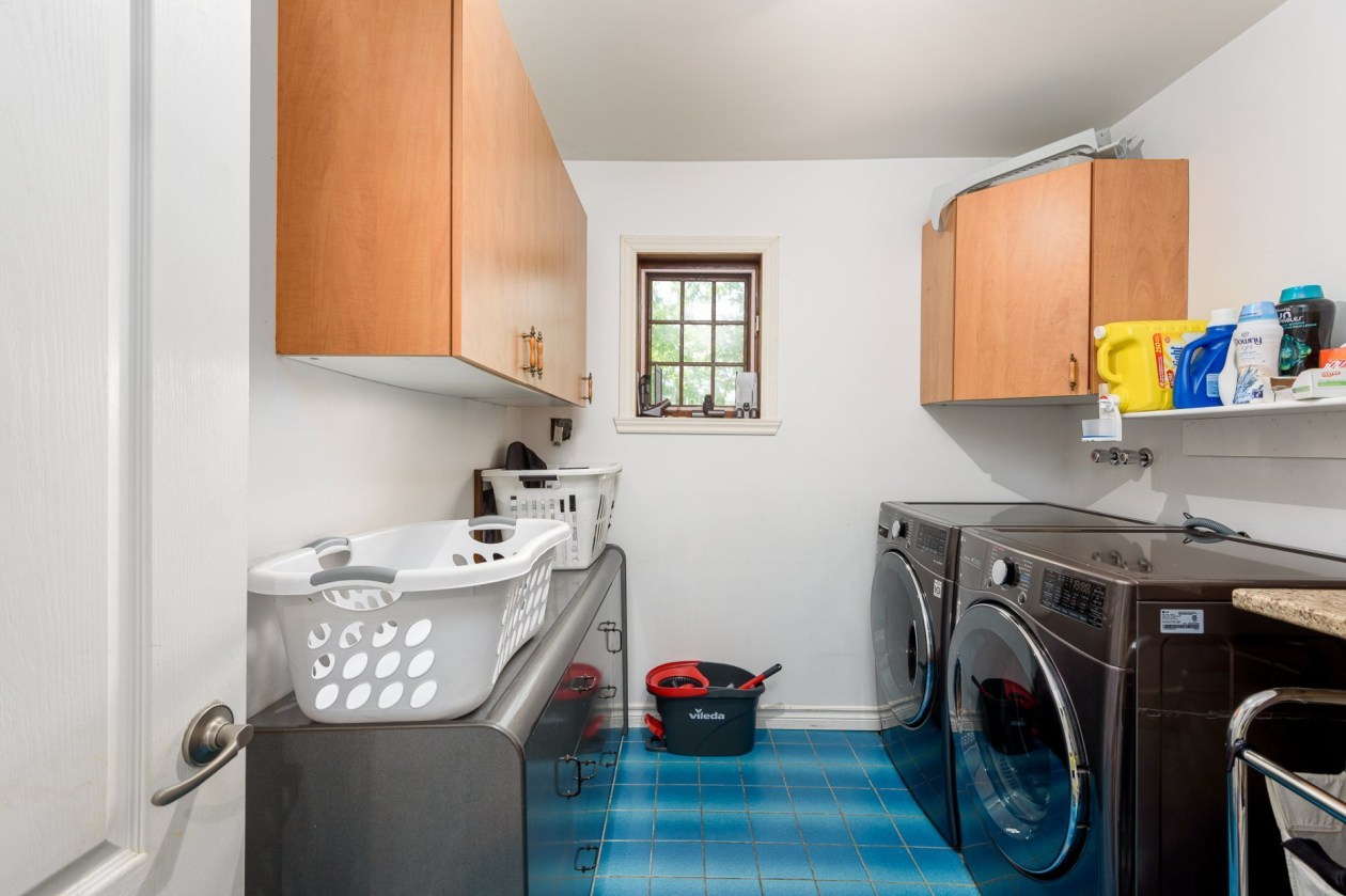Salle de lavage — 343 Rue Perreault, Blainville