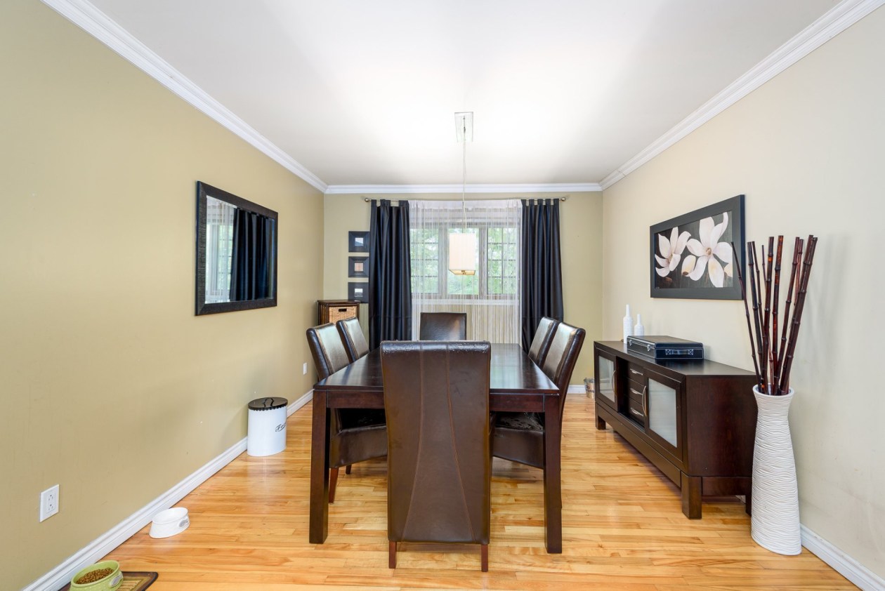 Salle à manger — 343 Rue Perreault, Blainville