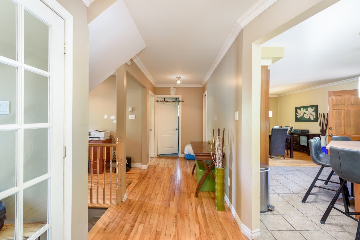 Corridor — 343 Rue Perreault, Blainville