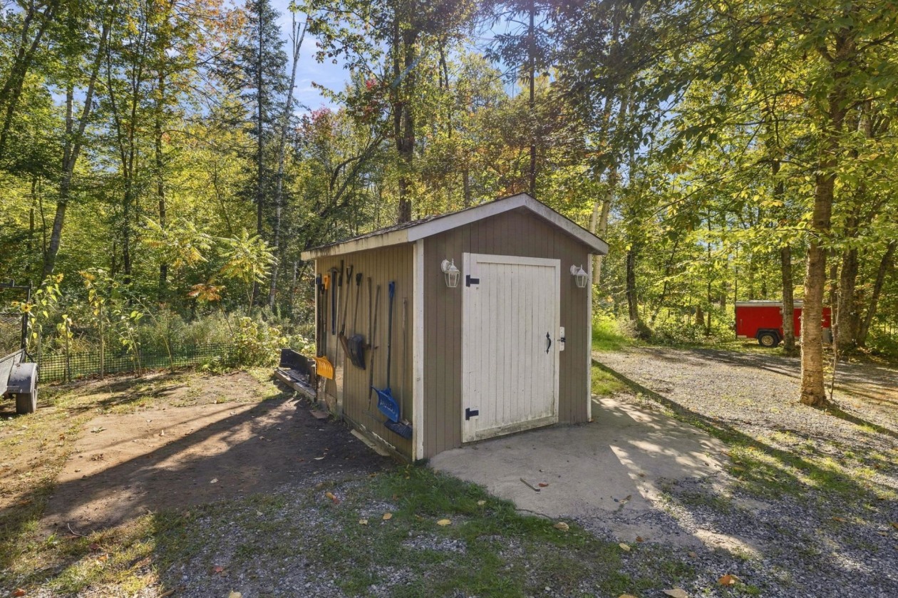 Remise — 1310 Route 309 S., Notre-Dame-du-Laus