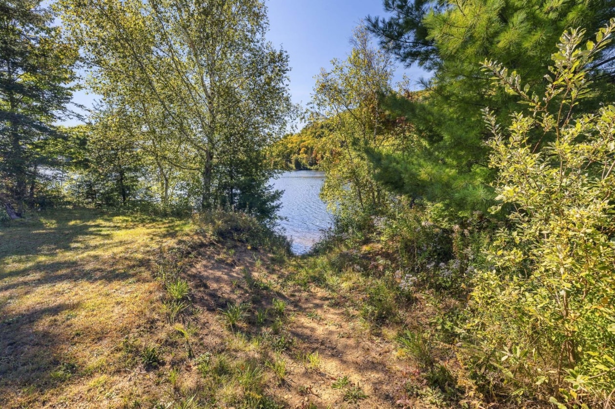 Accès au plan d'eau — 1310 Route 309 S., Notre-Dame-du-Laus