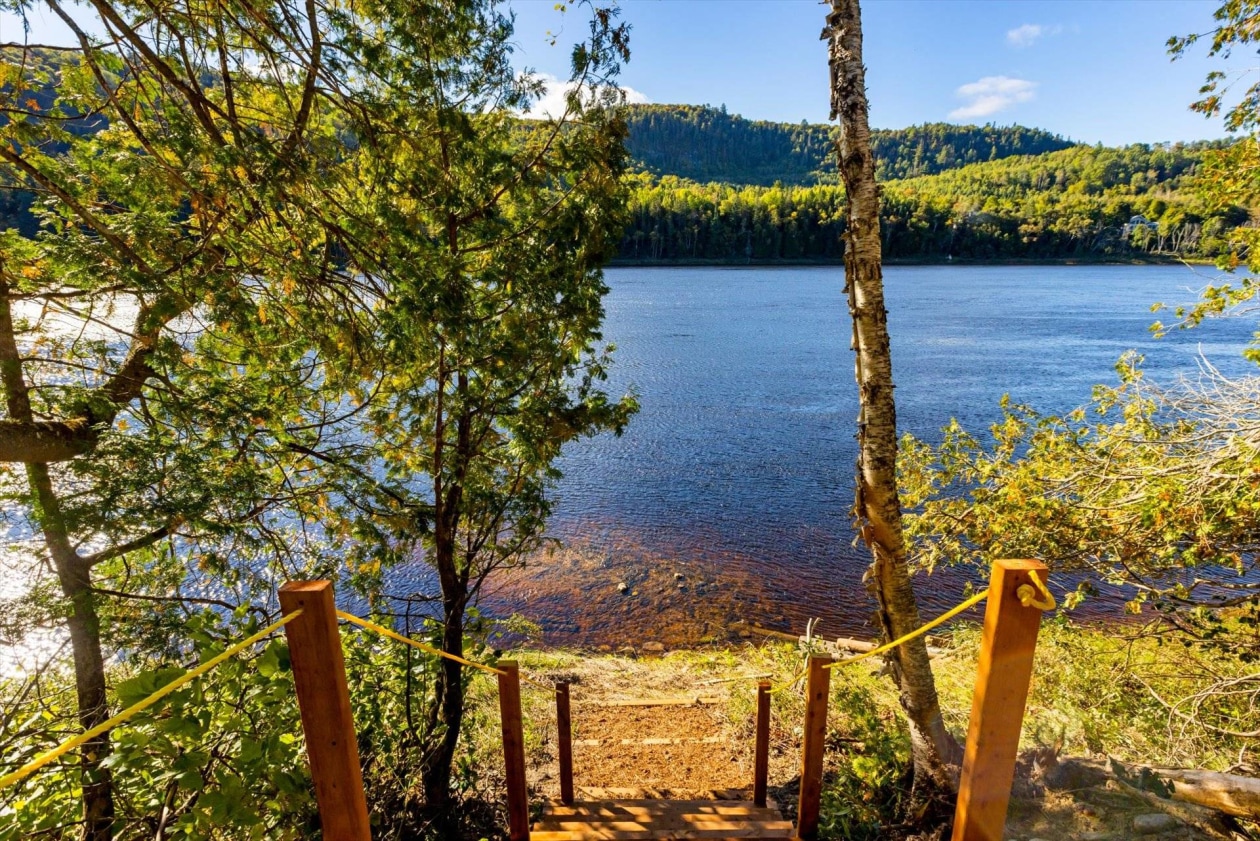 Bord de l'eau — 4147 Route 155, Trois-Rives