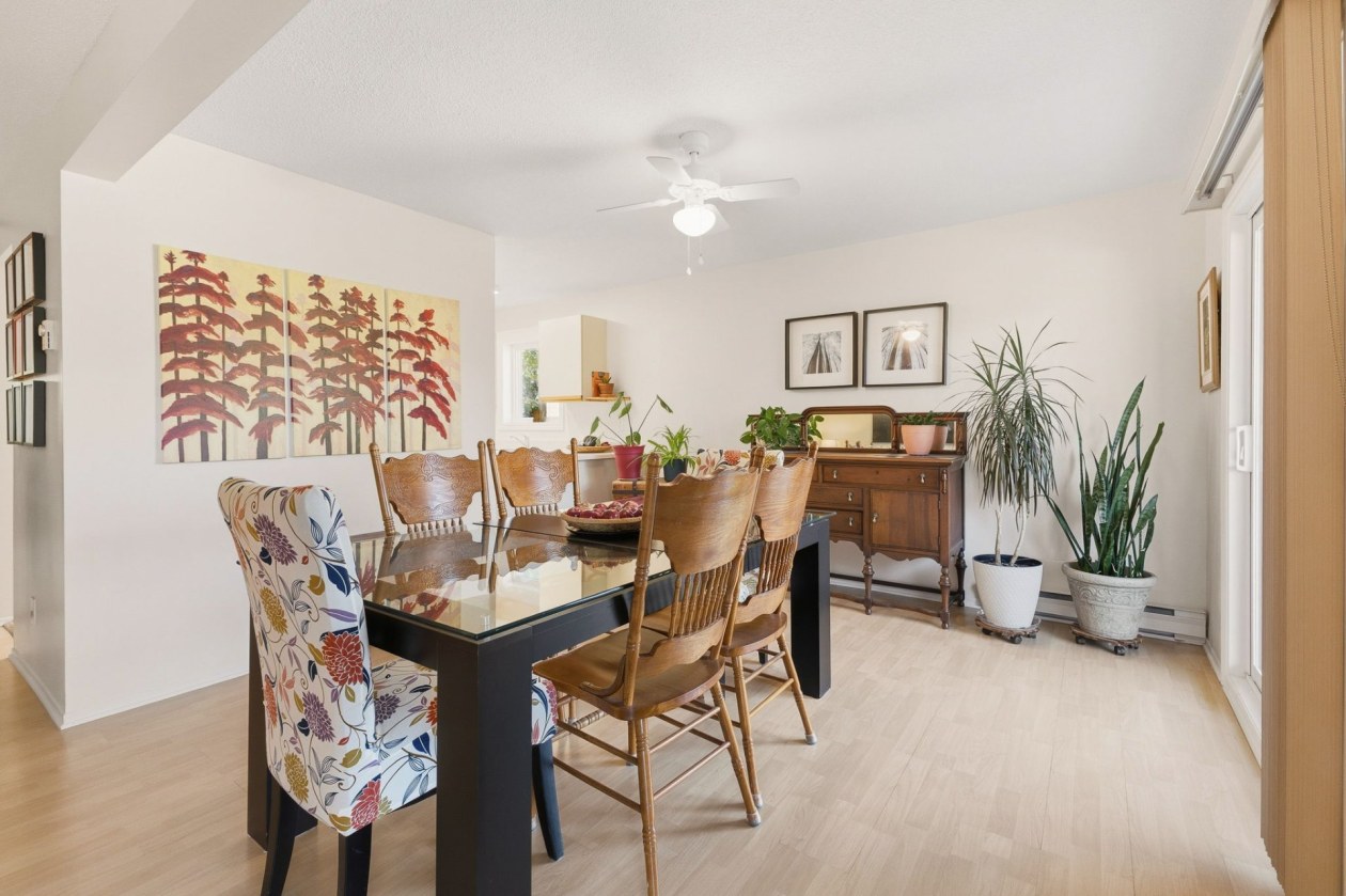 Salle à manger — 25 Rue de Deauville, Gatineau
