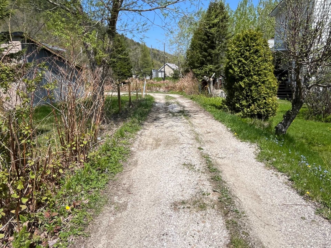 Photo 13 — 1013 - 1015 Rue Principale, Petite-Rivière-Saint-François