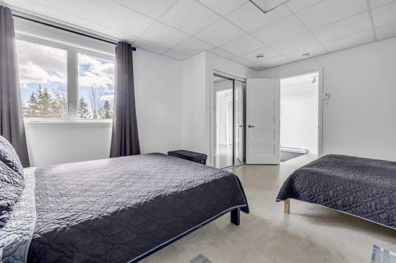 Chambre à coucher — 37 Ch. de la Seigneurie, Les Éboulements
