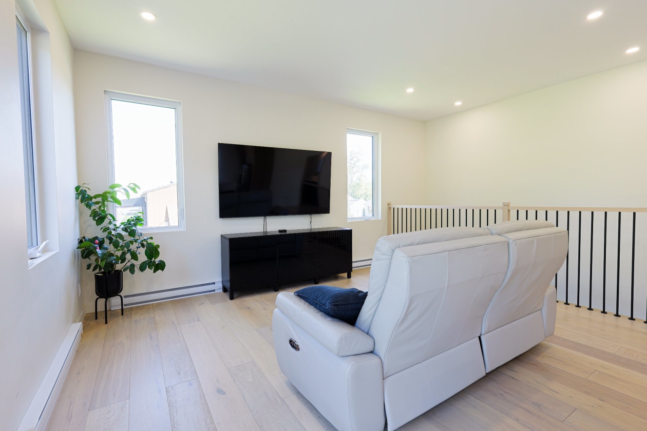 Salon — 540 Boul. Kane, La Malbaie
