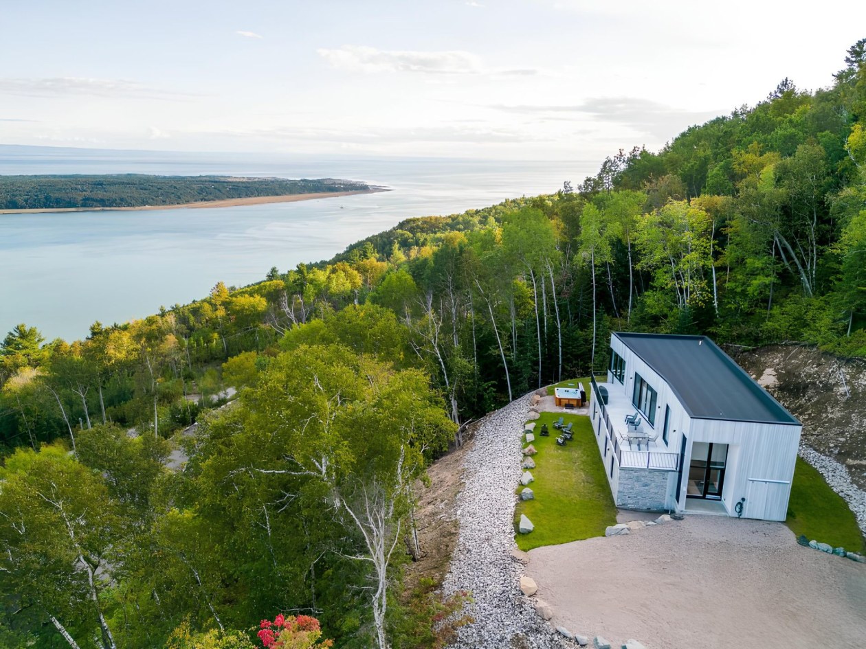 Photo aérienne — 173 Rue du Vallon, Les Éboulements