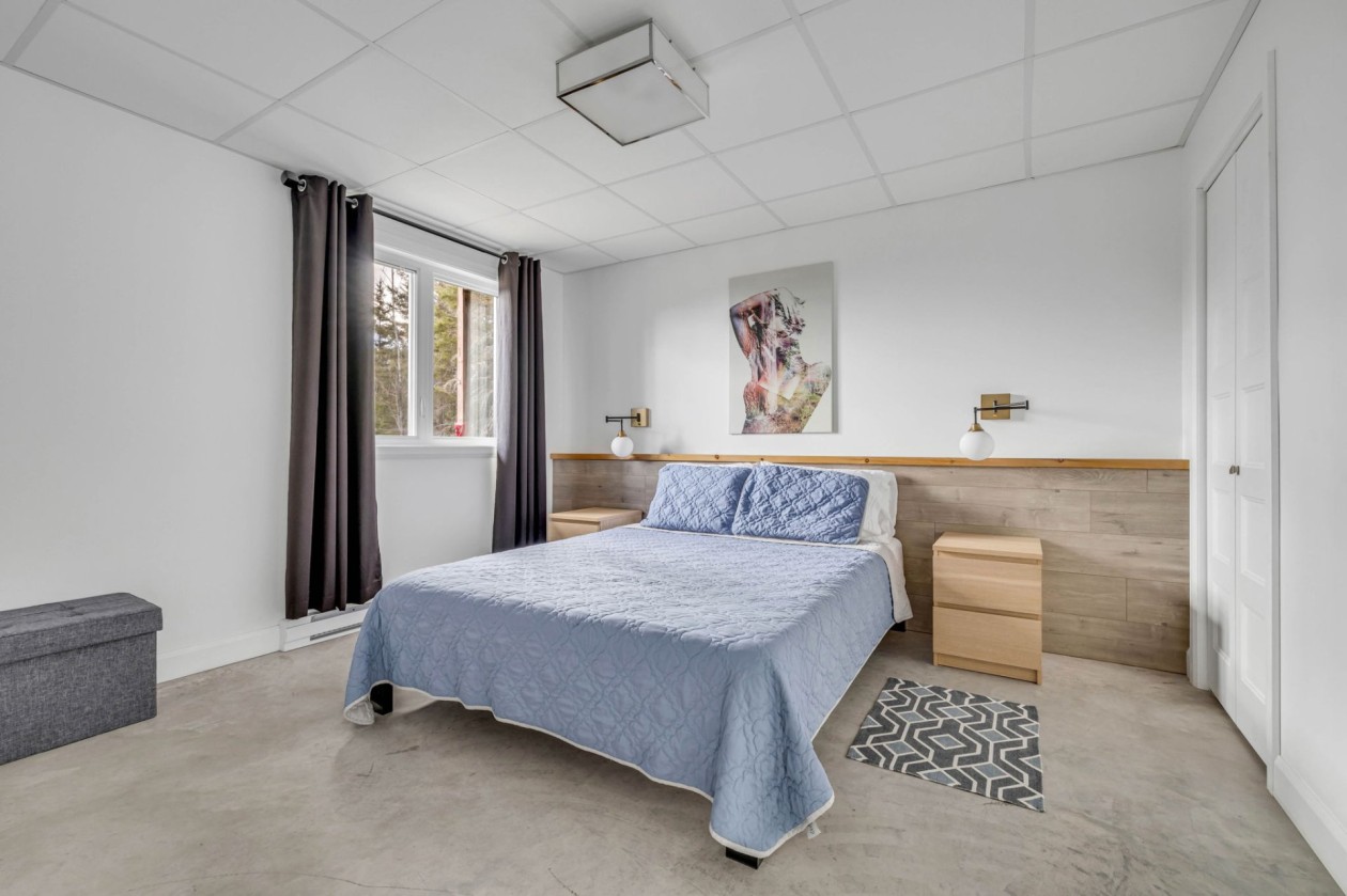 Chambre à coucher — 37 Ch. de la Seigneurie, Les Éboulements