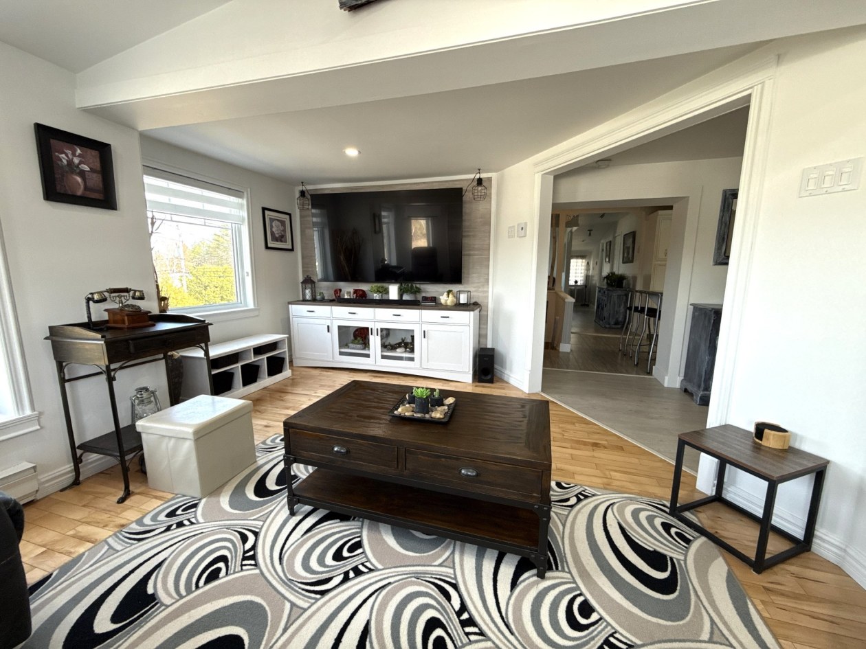 Salon — 258 Ch. Mailloux, La Malbaie