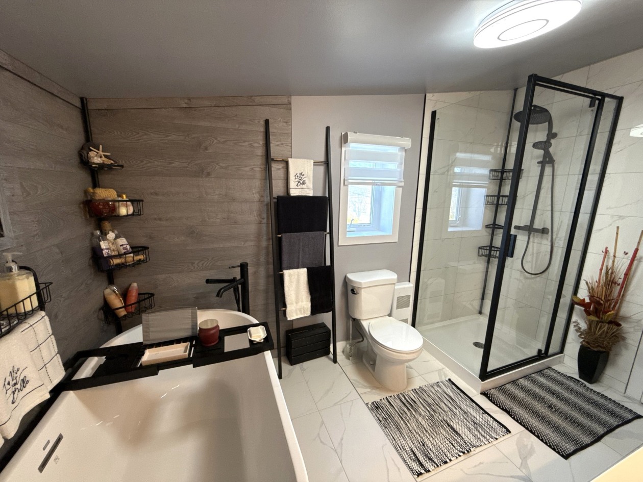 Salle de bains — 258 Ch. Mailloux, La Malbaie