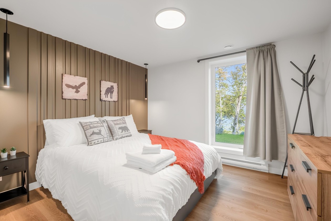 Chambre à coucher — 173 Rue du Vallon, Les Éboulements