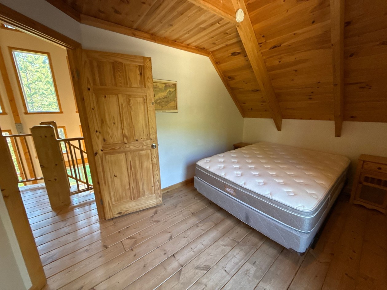 Chambre à coucher — 25 Route 138, Saint-Hilarion