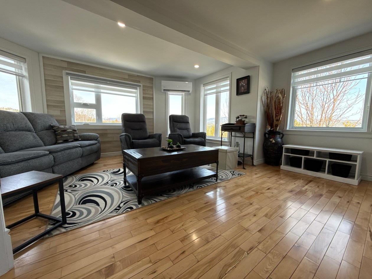 Salon — 258 Ch. Mailloux, La Malbaie