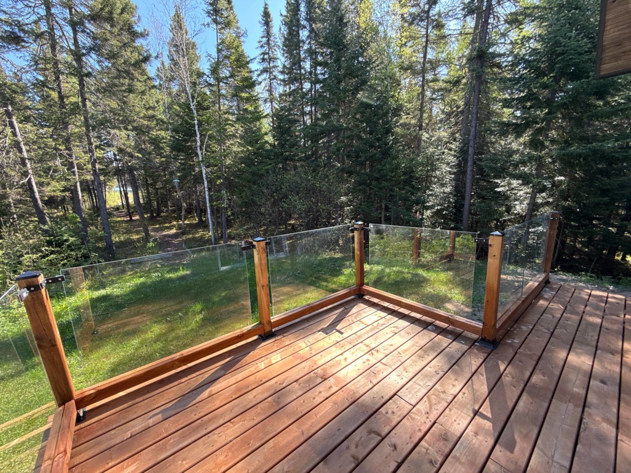 Terrasse — 25 Route 138, Saint-Hilarion