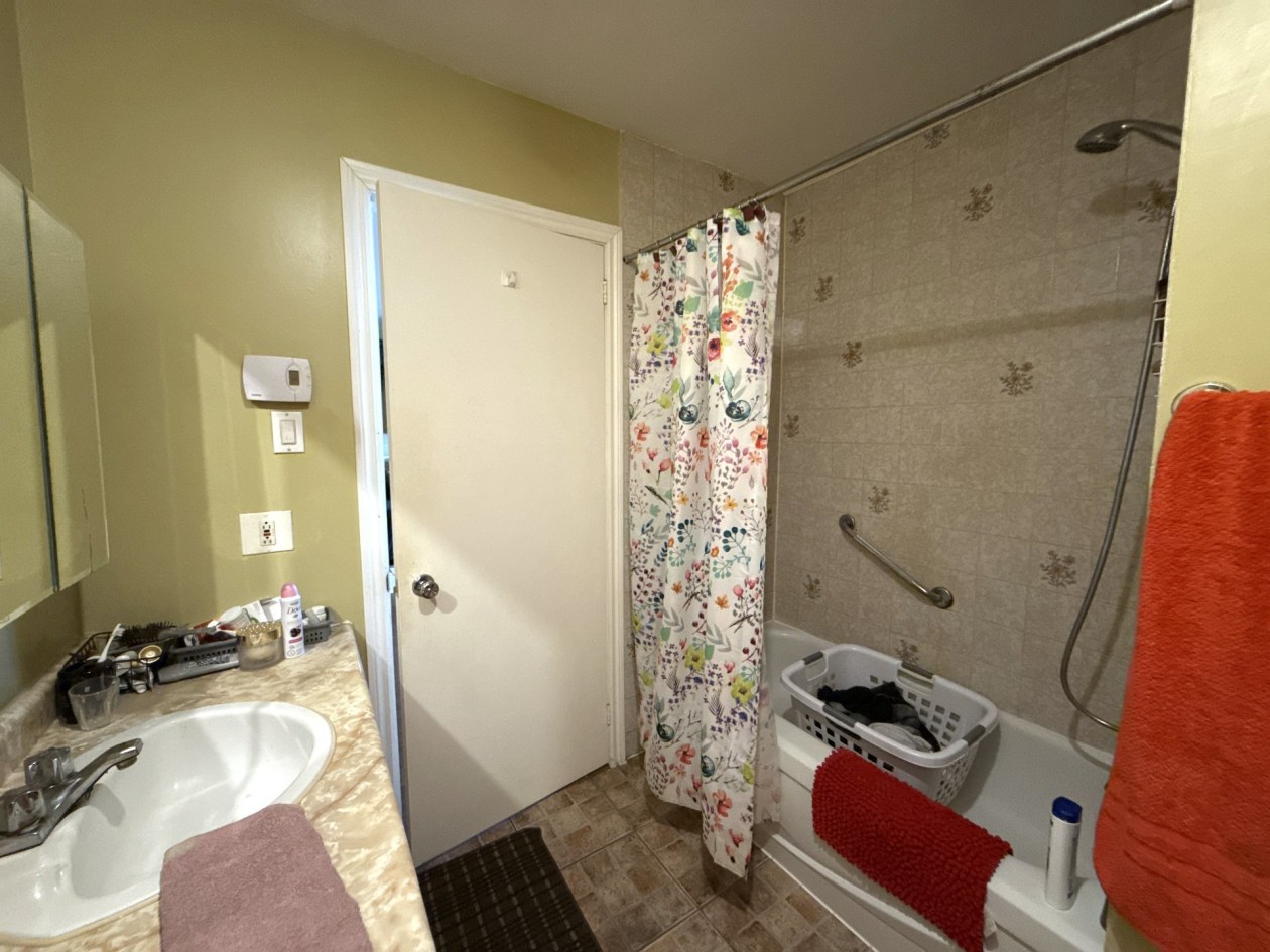 Salle de bains — 95 - 97 Rue St-Jean-Baptiste, Baie-Saint-Paul