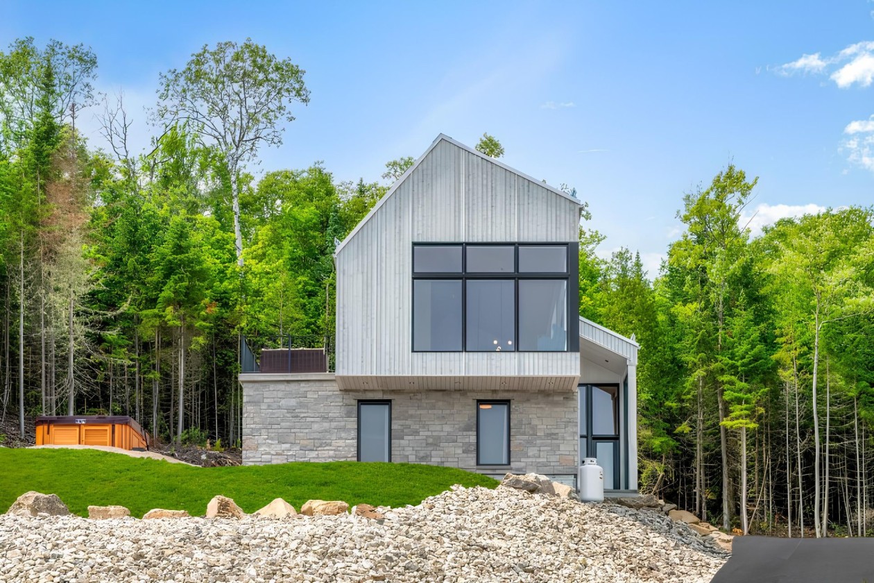 Extérieur — 227 Ch. du Domaine-Charlevoix, Les Éboulements