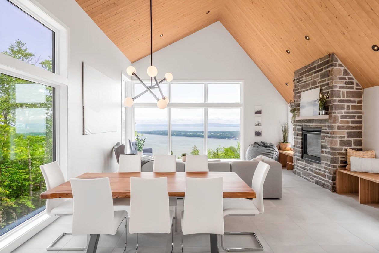 Salle à manger — 227 Ch. du Domaine-Charlevoix, Les Éboulements