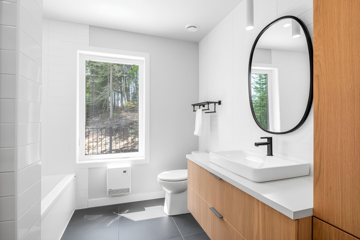 Salle de bains — 227 Ch. du Domaine-Charlevoix, Les Éboulements