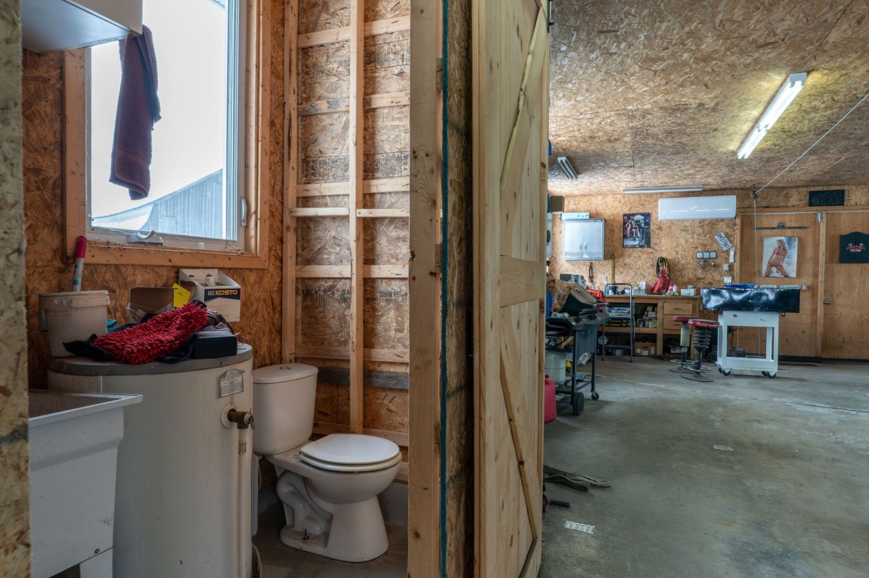 Garage — 373 4e Rang, Saint-Hilarion