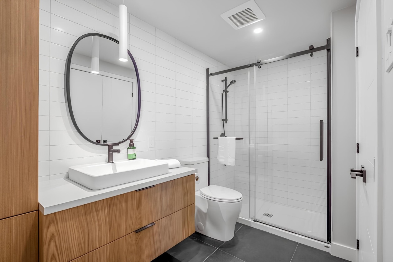 Salle de bains — 306 Rue du Flanc, Les Éboulements