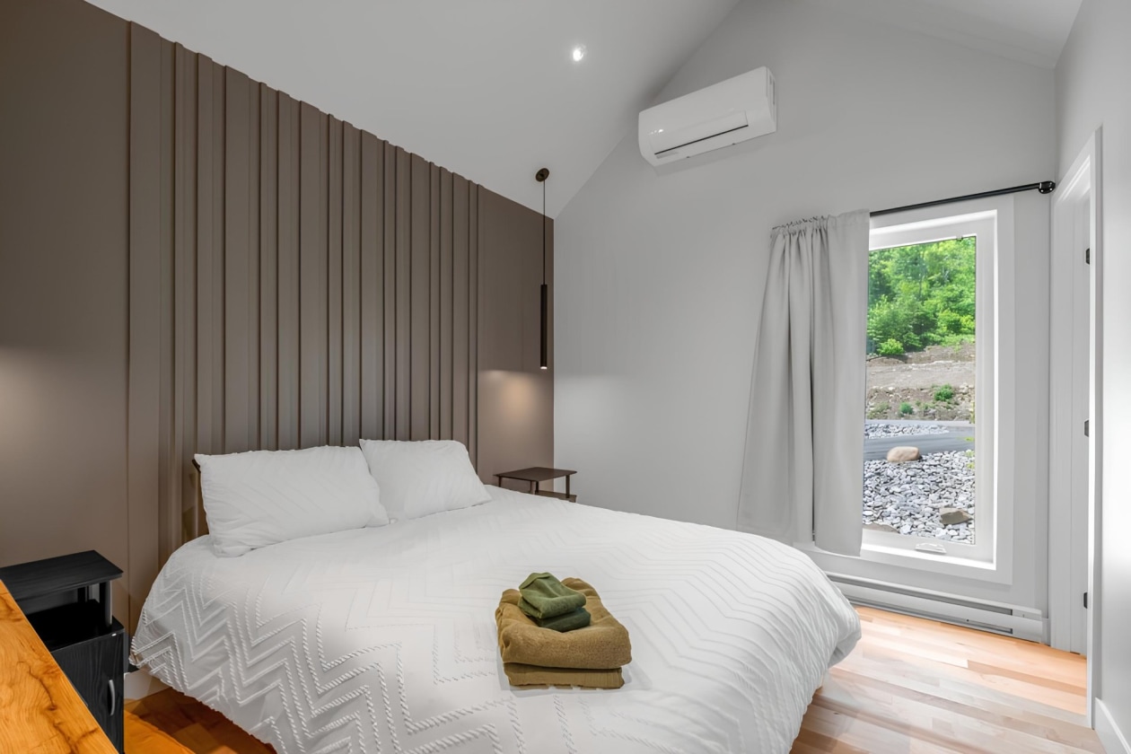 Chambre à coucher — 306 Rue du Flanc, Les Éboulements