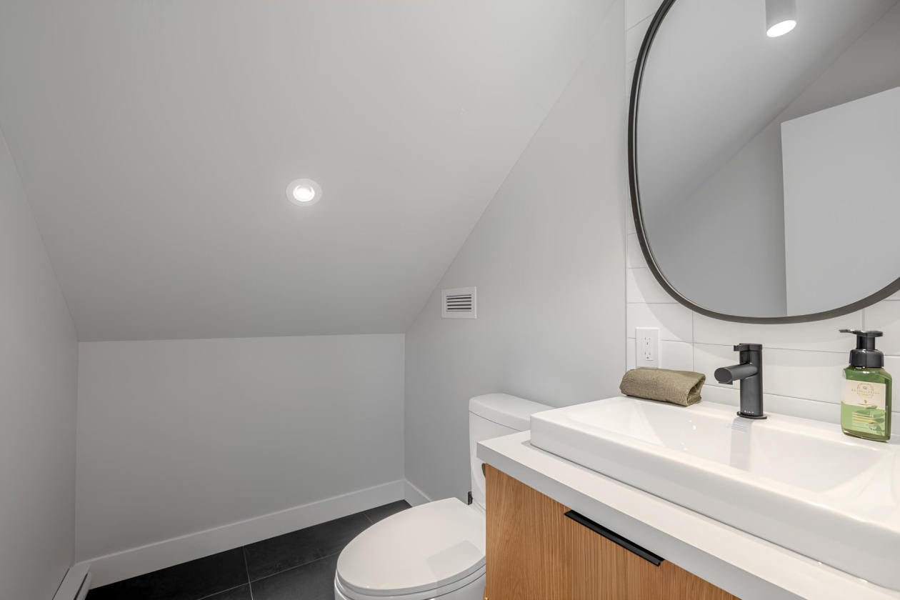 Salle d'eau — 306 Rue du Flanc, Les Éboulements