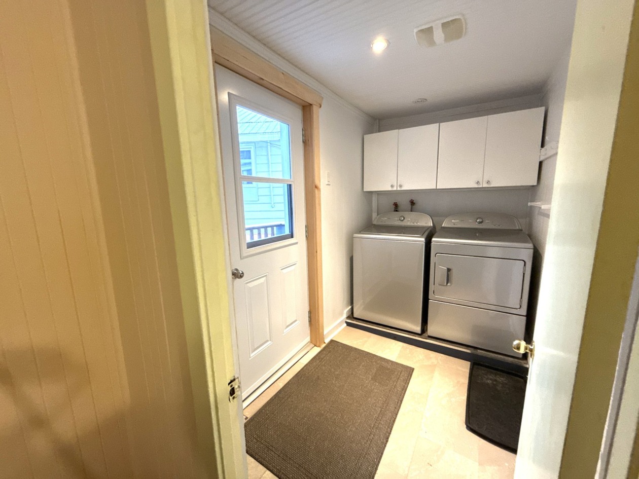 Hall d'entrée — 102 - 104 Rue St-Joseph, Baie-Saint-Paul