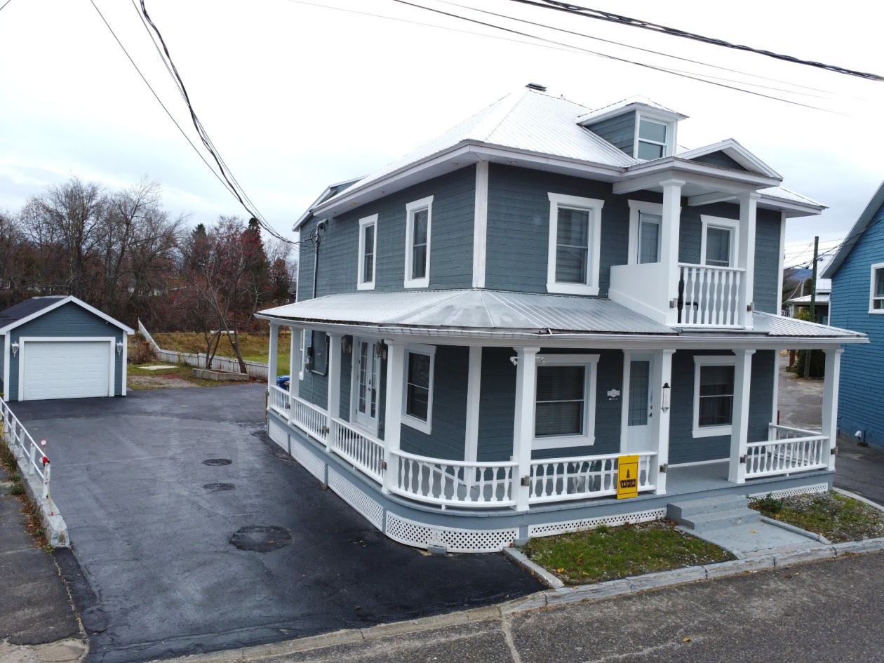 102 - 104, Rue St-Joseph — photo 1