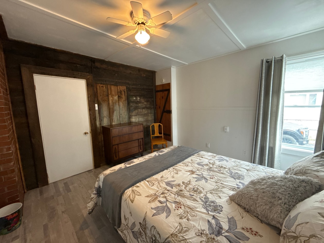 Chambre à coucher principale — 102 - 104 Rue St-Joseph, Baie-Saint-Paul