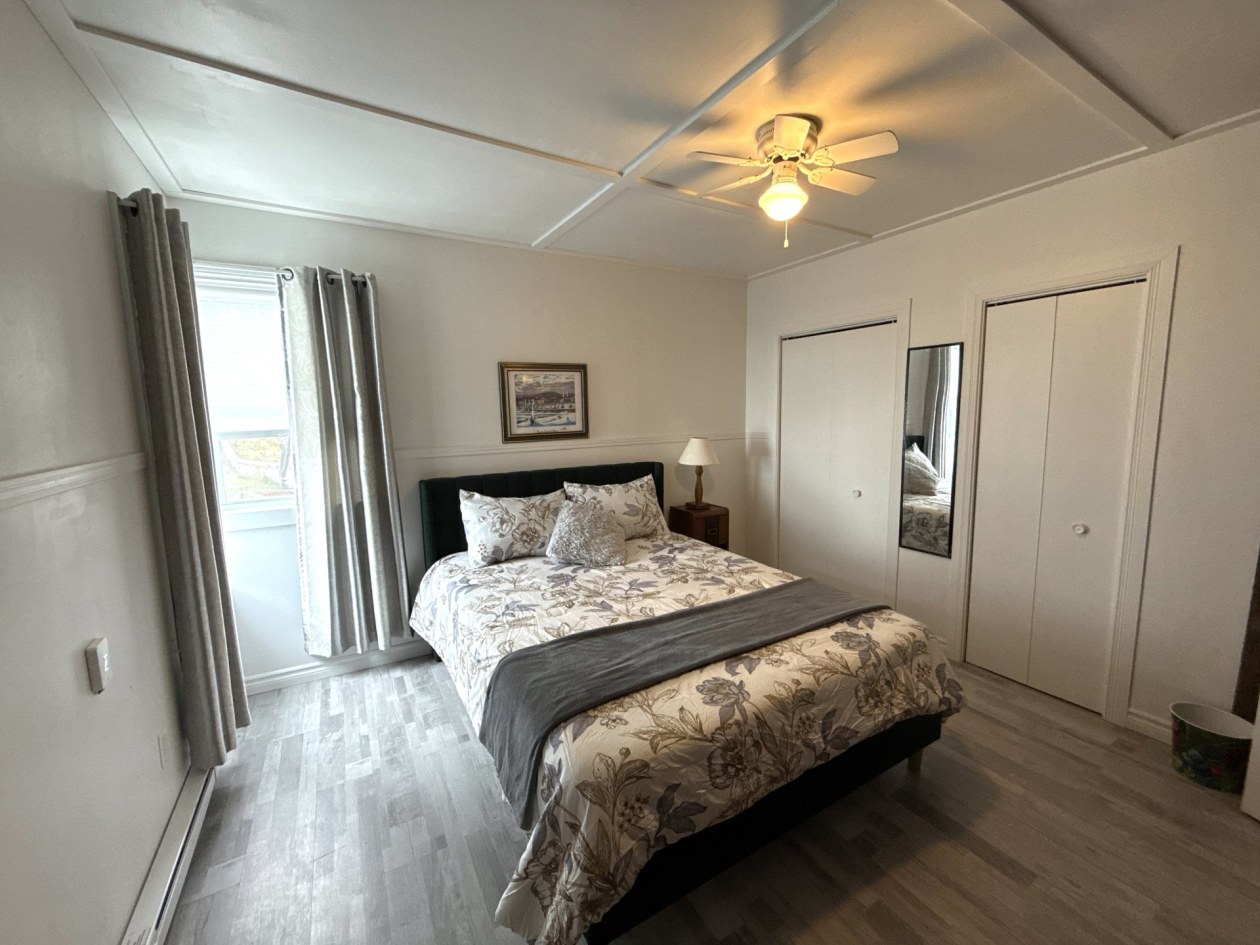 Chambre à coucher principale — 102 - 104 Rue St-Joseph, Baie-Saint-Paul
